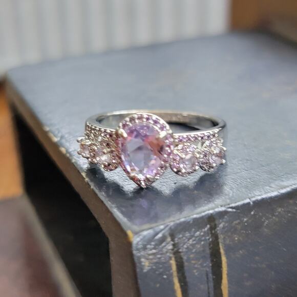 Elegant Rhodium-Plated Size 9 Twisted Band Ring with Simulated Amethyst - Picture 6 of 11